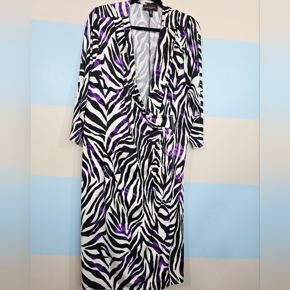 Dana Buchman Plus Size Zebra Print Midi Dress - Picture 4 of 9